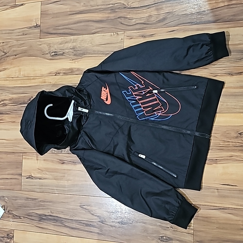 Nike size 6 Rain Jacket like new